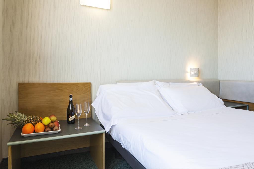 Best Western Hotel Residence Italia Quartu Sant'Elena Ngoại thất bức ảnh
